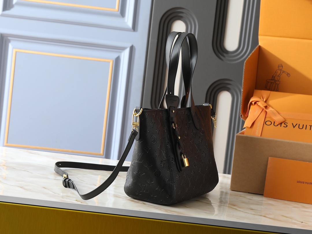 スーパーコピーバッグ国内発送対応N品安全必ず届く信用できるサイト